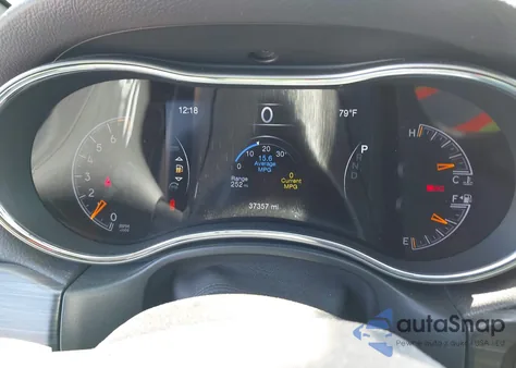 2020 Jeep Grand Cherokee Altitude 4X2 from USA, damaged, VIN 1C4RJEAG0LC245039